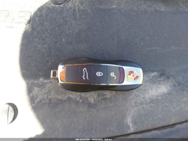 2016 PORSCHE CAYENNE WP1AA2A29GKA12061 Photo 10