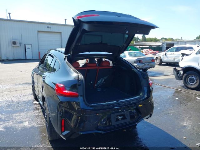 2022 BMW X4 M 5YM23EC06N9L93330 Photo 2