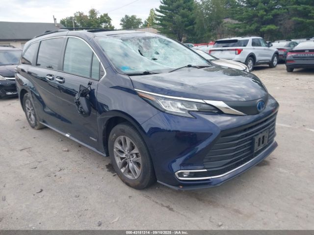 2021 TOYOTA SIENNA 5TDJSKFC9MS011982