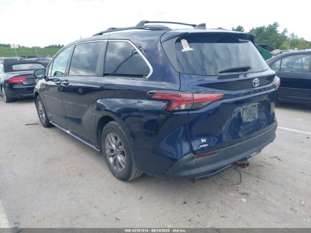 2021 TOYOTA SIENNA 5TDJSKFC9MS011982 Photo 2