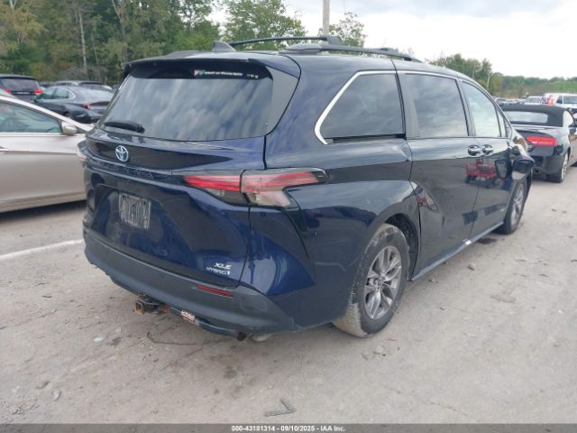2021 TOYOTA SIENNA 5TDJSKFC9MS011982 Photo 3