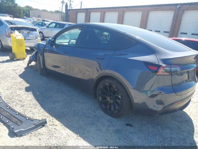 2023 TESLA MODEL Y 7SAYGAEE9PF971859 Photo 2