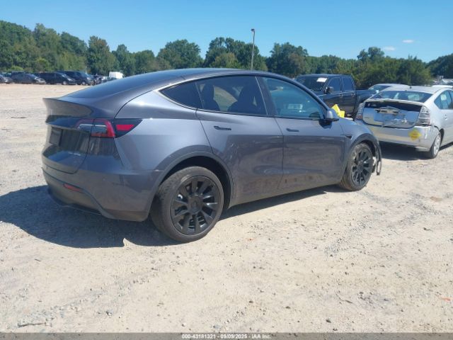 2023 TESLA MODEL Y 7SAYGAEE9PF971859 Photo 3