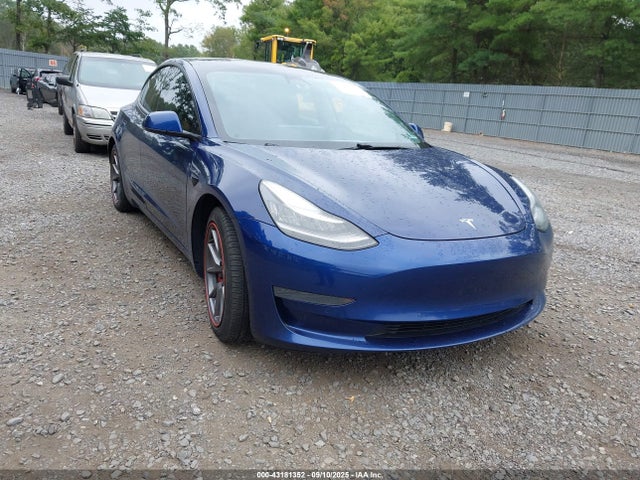 2021 TESLA MODEL 3 5YJ3E1EA6MF854617 Photo 0
