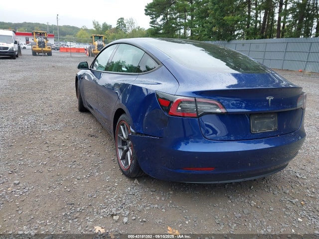 2021 TESLA MODEL 3 5YJ3E1EA6MF854617 Photo 2