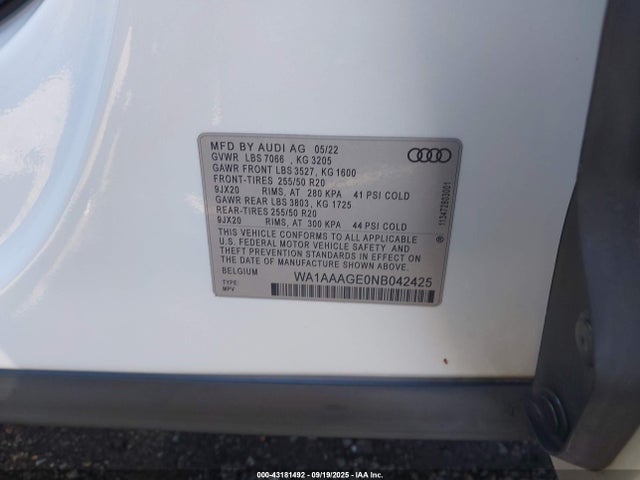 Продаж на аукціоні авто 2022 Audi E-tron Premium Quattro, vin: WA1AAAGE0NB042425, номер лоту: 43181492