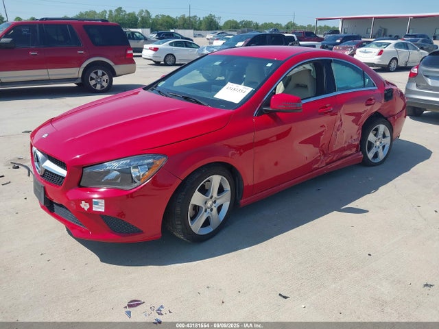 Mercedes-Benz CLA-Class 2015 WDDSJ4EB2FN245567 Image 2