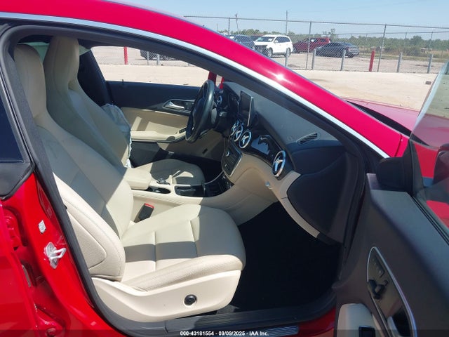 Mercedes-Benz CLA-Class 2015 WDDSJ4EB2FN245567 Image 5