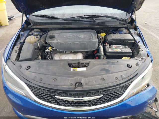 Продажа на аукционе авто 2016 Chrysler 200 Limited, vin: 1C3CCCAB9GN103120, номер лота: 43181571