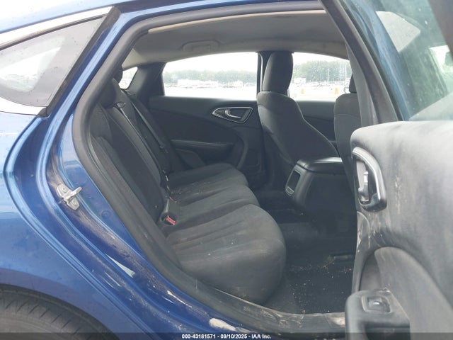 Продажа на аукционе авто 2016 Chrysler 200 Limited, vin: 1C3CCCAB9GN103120, номер лота: 43181571