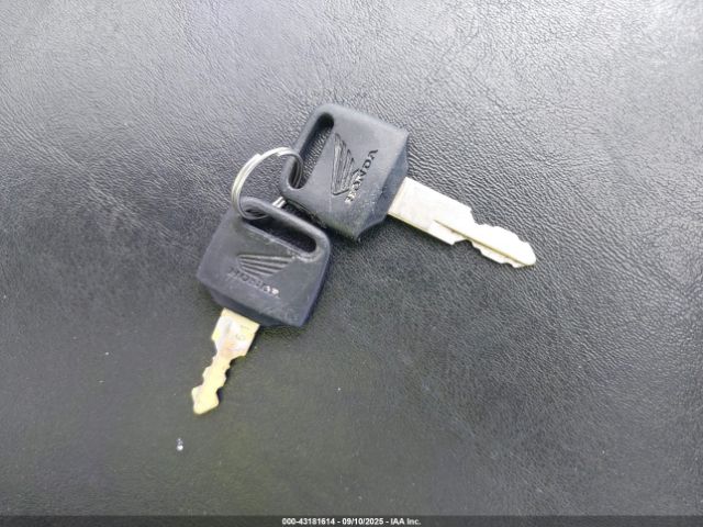 2004 HONDA VT750 JH2RC50314M002934 Photo 10