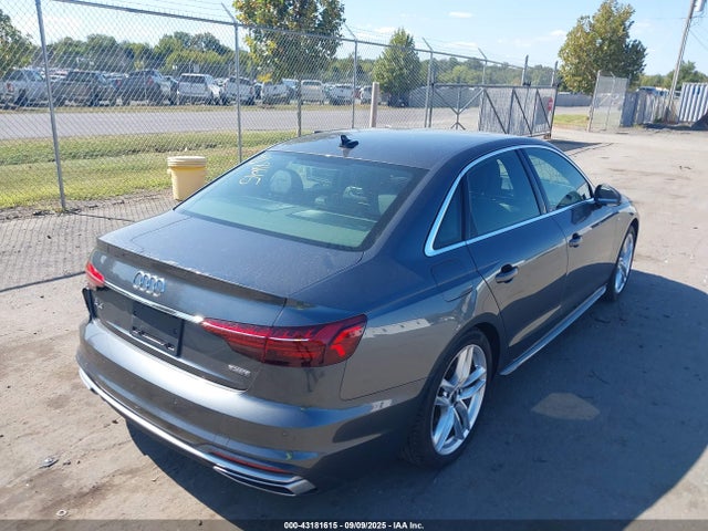 2022 AUDI A4 WAUEAAF40NA036532 Photo 3
