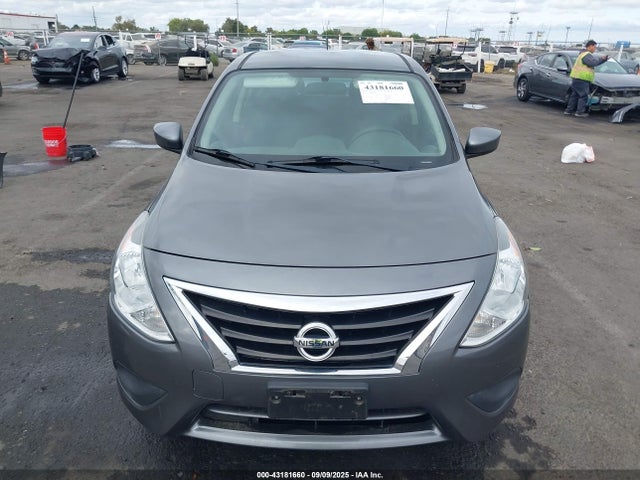 3N1CN7AP8HL867411 Nissan 2017