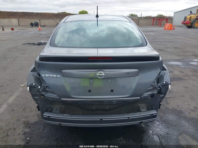 3N1CN7AP8HL867411 Nissan 2017