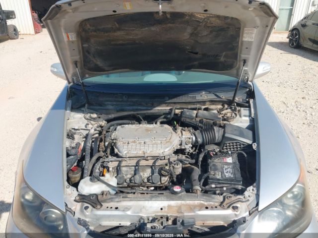 2006 ACURA RL JH4KB16566C001459 Photo 9