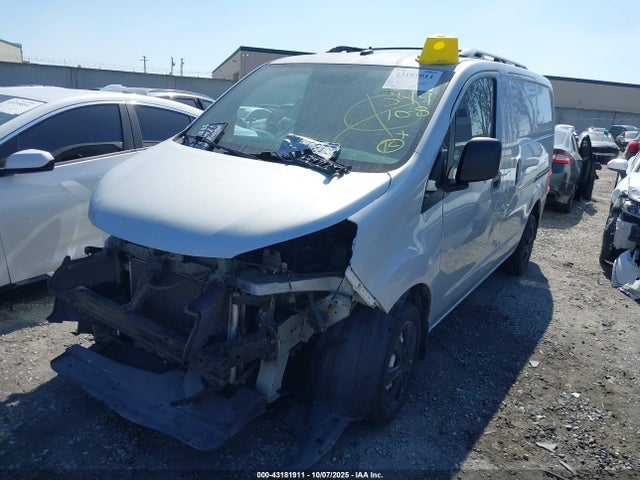 3N6CM0KN0EK694132 Nissan 2014