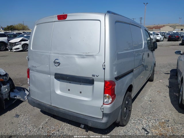 3N6CM0KN0EK694132 Nissan 2014