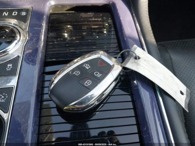 2012 JAGUAR XJ SAJWA1CB2CLV38410 Photo 10