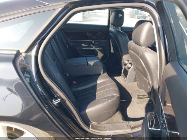 2012 JAGUAR XJ SAJWA1CB2CLV38410 Photo 7
