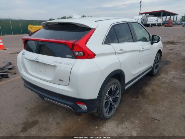 2018 MITSUBISHI ECLIPSE CROSS JA4AT5AA6JZ039358 Photo 3