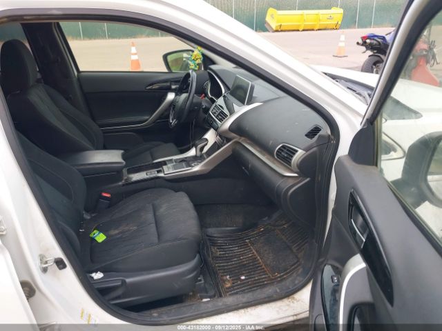 2018 MITSUBISHI ECLIPSE CROSS JA4AT5AA6JZ039358 Photo 4