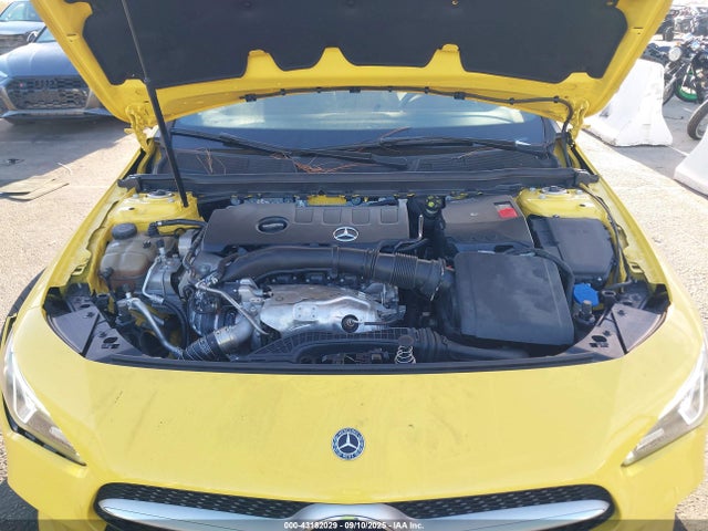 WDD5J4GB5LN037303 Mercedes-Benz m260