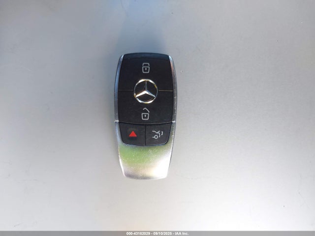 WDD5J4GB5LN037303 Mercedes-Benz m260