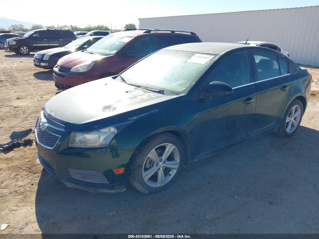 Chevrolet LUV 2014 1G1PE5SB7E7307832 Image 2