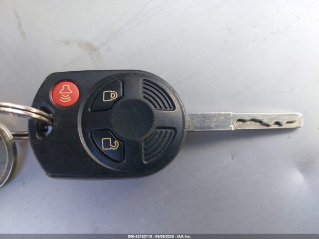 1FMCU0GX7GUB38878 Ford 2016