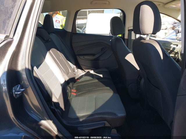 1FMCU0GX7GUB38878 Ford 2016