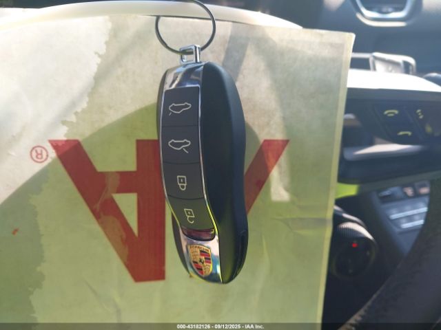 2024 PORSCHE 718 CAYMAN WP0AA2A80RK255556 Photo 10