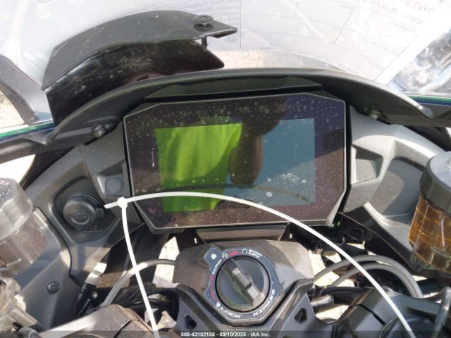 2023 KAWASAKI ZX1002 JKBZXVR11PA002104 Photo 6
