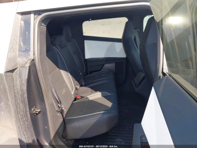 2024 TESLA CYBERTRUCK 7G2CEHEEXRA038829 Photo 7