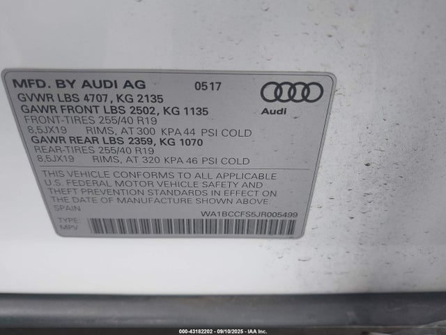 Audi 2018 2018 WA1BCCFS5JR005499 Image 9