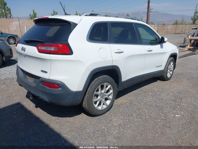 1C4PJLCB9GW281457 Jeep 2016