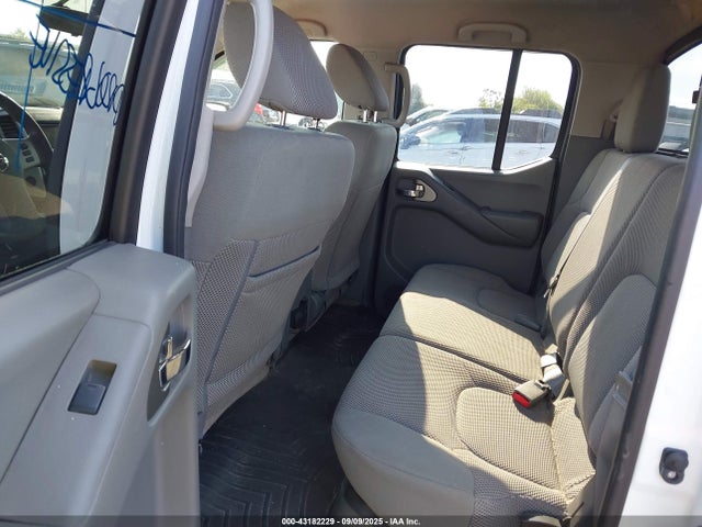 1N6AD0EV3GN717287 Nissan Frontier