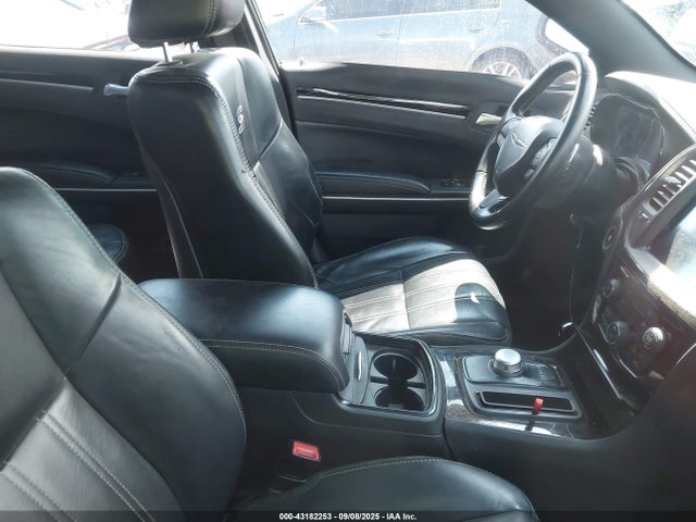 2017 CHRYSLER 300 2C3CCABG1HH516285 Photo 4