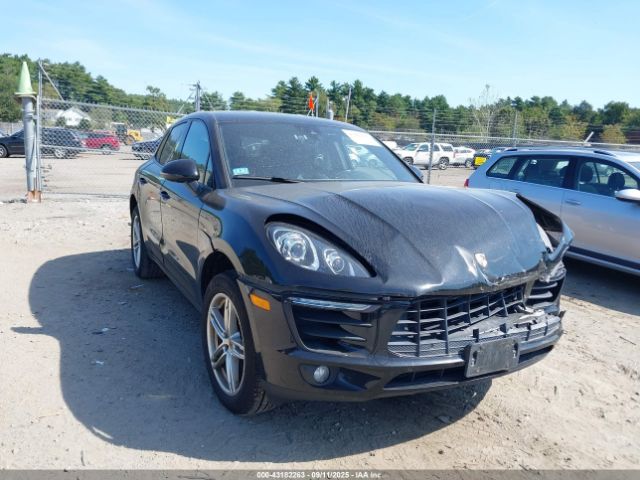 2017 PORSCHE MACAN WP1AA2A59HLB07001 Photo 0