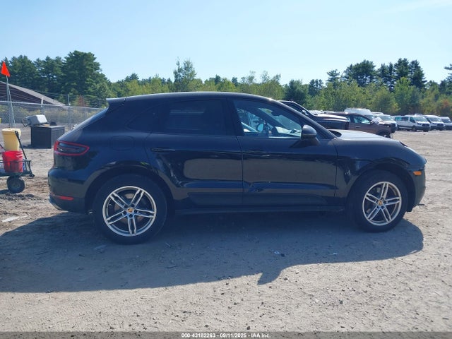 Porsche Macan 2017 WP1AA2A59HLB07001 Image 13