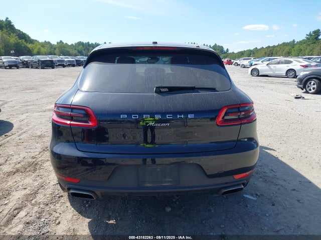 Porsche Macan 2017 WP1AA2A59HLB07001 Image 16