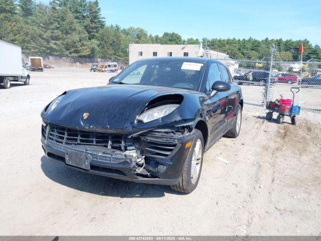 2017 PORSCHE MACAN WP1AA2A59HLB07001 Photo 1