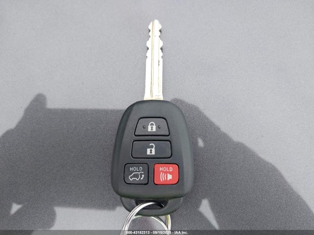 Toyota RAV4 2016 2T3RFREVXGW499104 Image 24