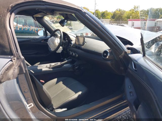 2021 MAZDA MX-5 MIATA JM1NDAD76M0452760 Photo 4