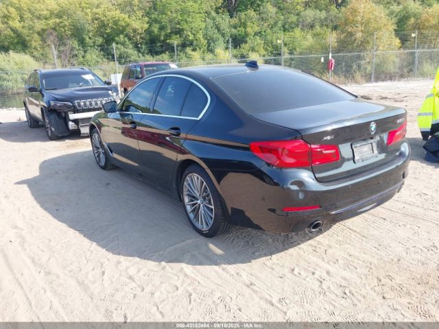 2020 BMW 530I WBAJR7C05LCE49613 Photo 2