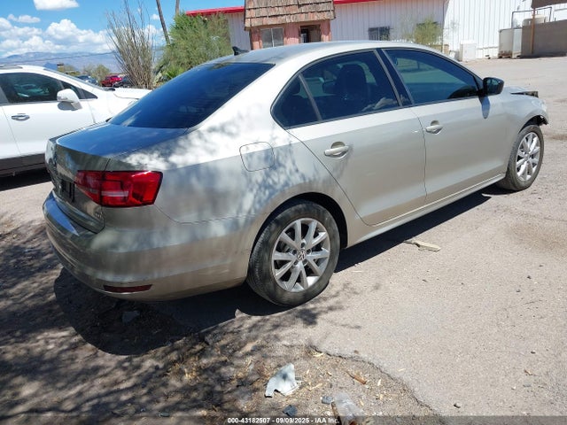 3VWD17AJXFM415599 Volkswagen 1.8t