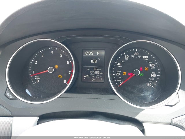 3VWD17AJXFM415599 Volkswagen 1.8t