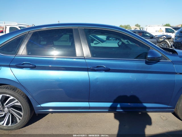3VWE57BU0MM098754 Volkswagen tsi