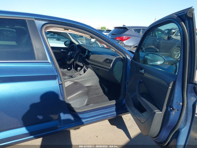 3VWE57BU0MM098754 Volkswagen tsi