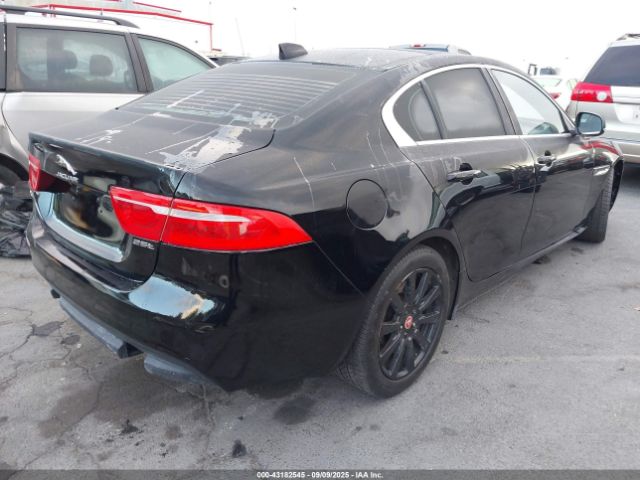 2019 JAGUAR XE SAJAR4FX6KCP49586 Photo 3