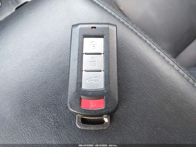 2020 MITSUBISHI OUTLANDER JA4AZ3A39LZ018592 Photo 10